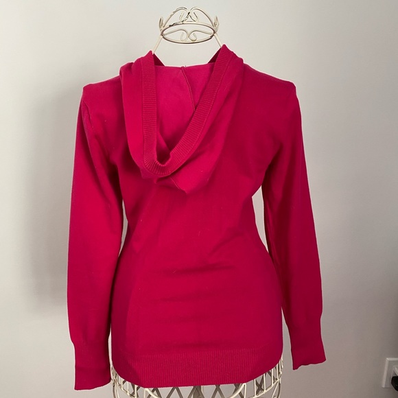 Guess sweater - Picture 2 of 3